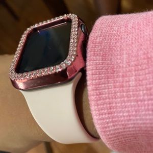 I am selling my Apple Watch, series 5. It’s new